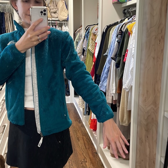 North Face Fuzzy Fleece - Picture 2 of 7